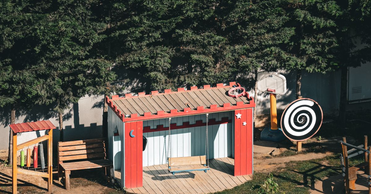 Best Outdoor Playhouses 2026: Top 5 Ranked
